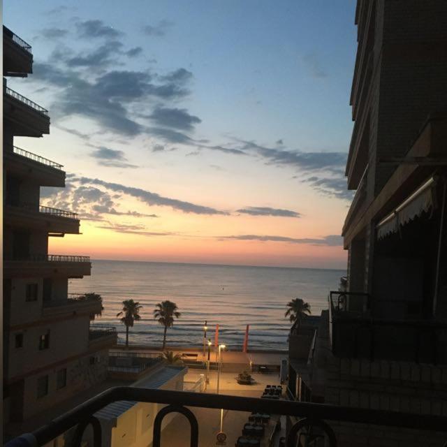 Apartamento Oropesa Del Mar En Primera Linea De Playa Buitenkant foto